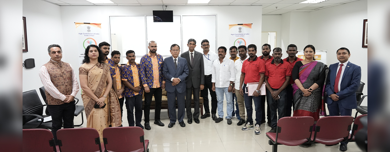 H.E. Dr. Rajkumar Ranjan Singh, Hon'ble Minister of External Affairs and Education inaugurating Indian Worker Resource Centre (IWRC) at High Commission of India, Kuala Lumpur.